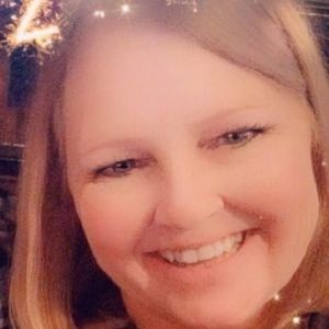 Meet your Posher, Angie